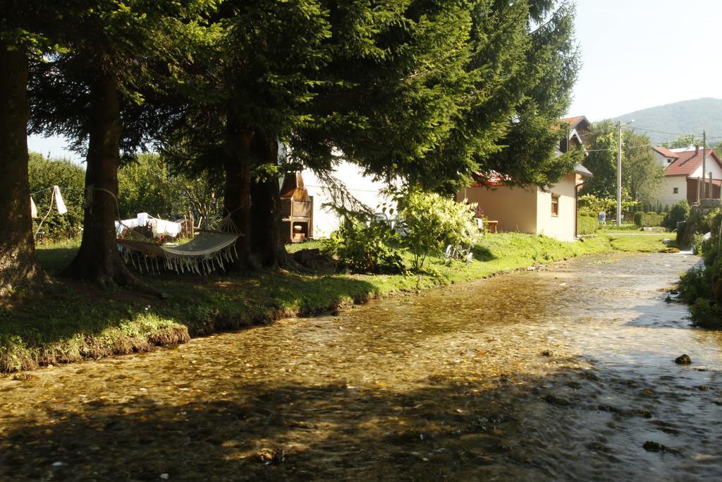 Hotel House Drakulic Korenica Esterno foto