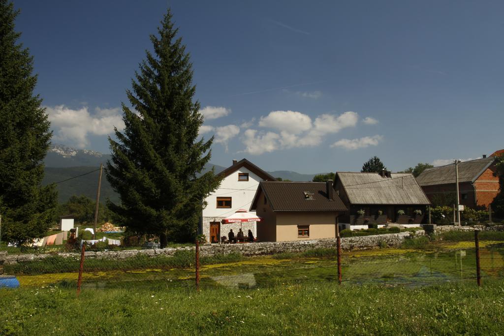 Hotel House Drakulic Korenica Esterno foto