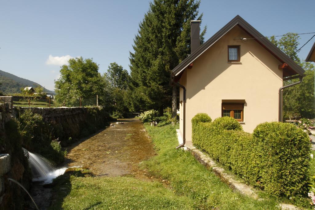 Hotel House Drakulic Korenica Esterno foto