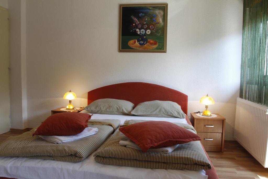 Hotel House Drakulic Korenica Esterno foto